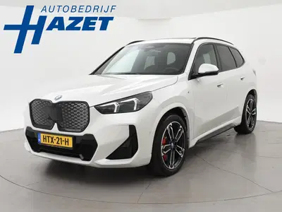 BMW iX1 eDrive20 67 kWh M-SPORT *46 KM NIEUW* + PA uit 2025