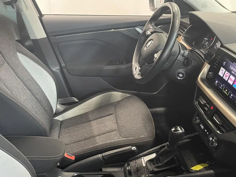 Skoda Kamiq 1.0 TSI 110pk DSG Style Apple Carplay uit 2021, foto 13