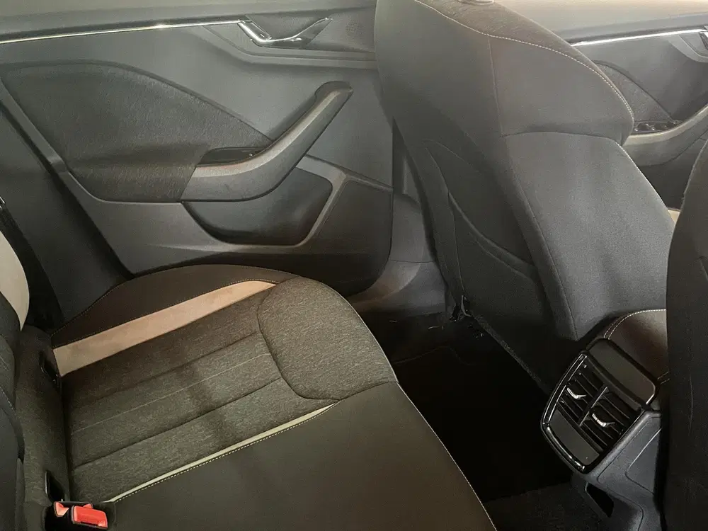 Skoda Kamiq 1.0 TSI 110pk DSG Style Apple Carplay uit 2021, foto 14