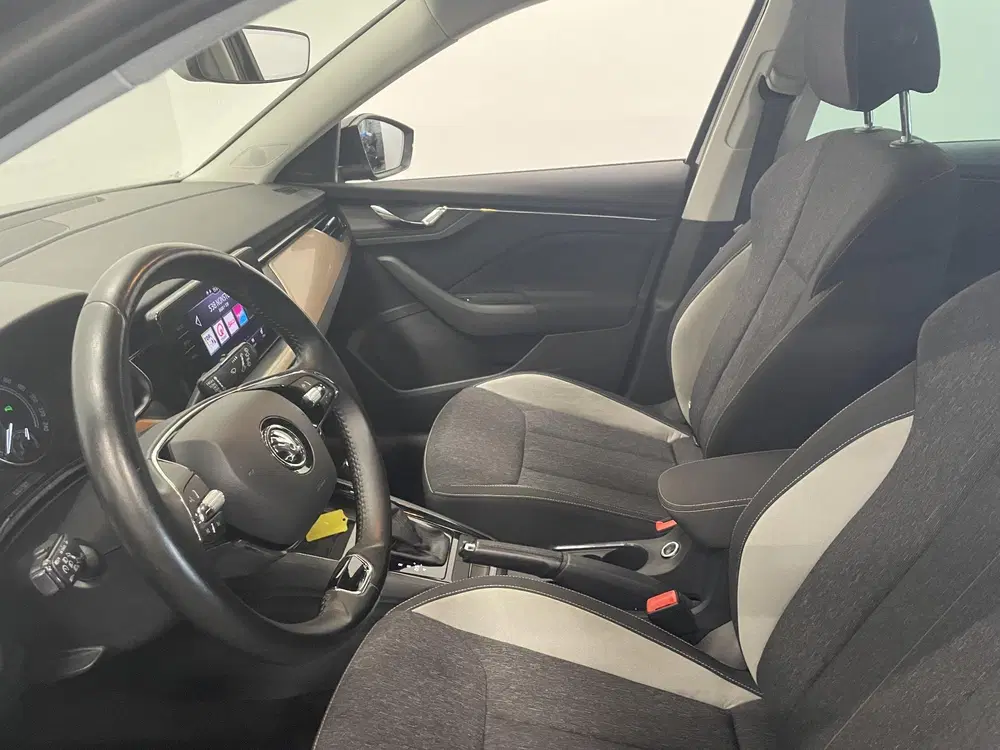 Skoda Kamiq 1.0 TSI 110pk DSG Style Apple Carplay uit 2021, foto 15