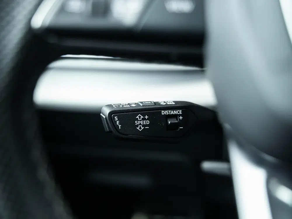 Audi Q8 55 TFSI e quattro Pro Line uit 2021, foto 13