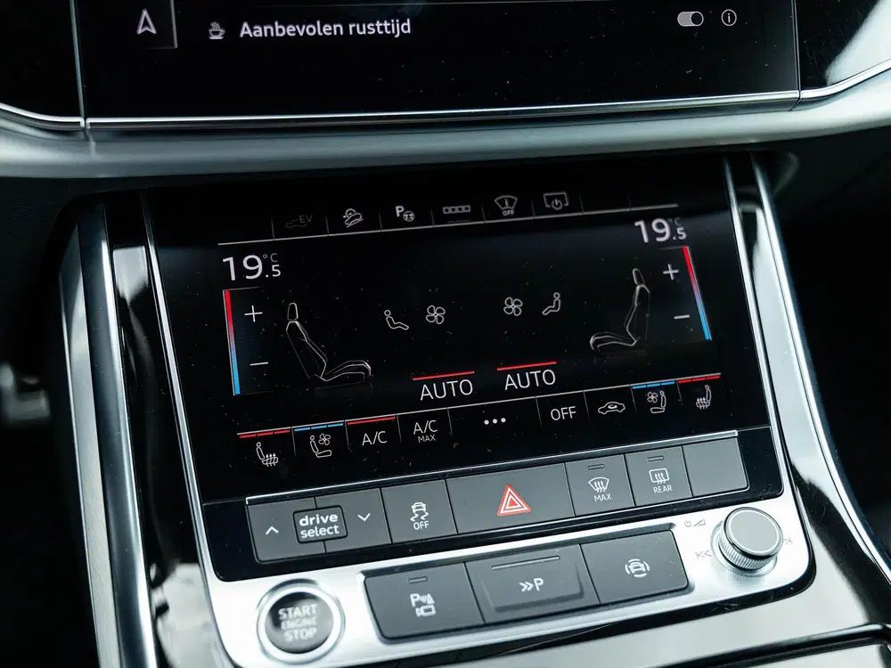 Audi Q8 55 TFSI e quattro Pro Line uit 2021, foto 14