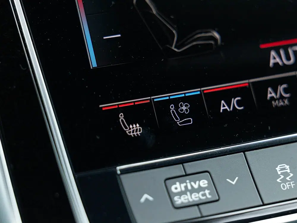 Audi Q8 55 TFSI e quattro Pro Line uit 2021, foto 15