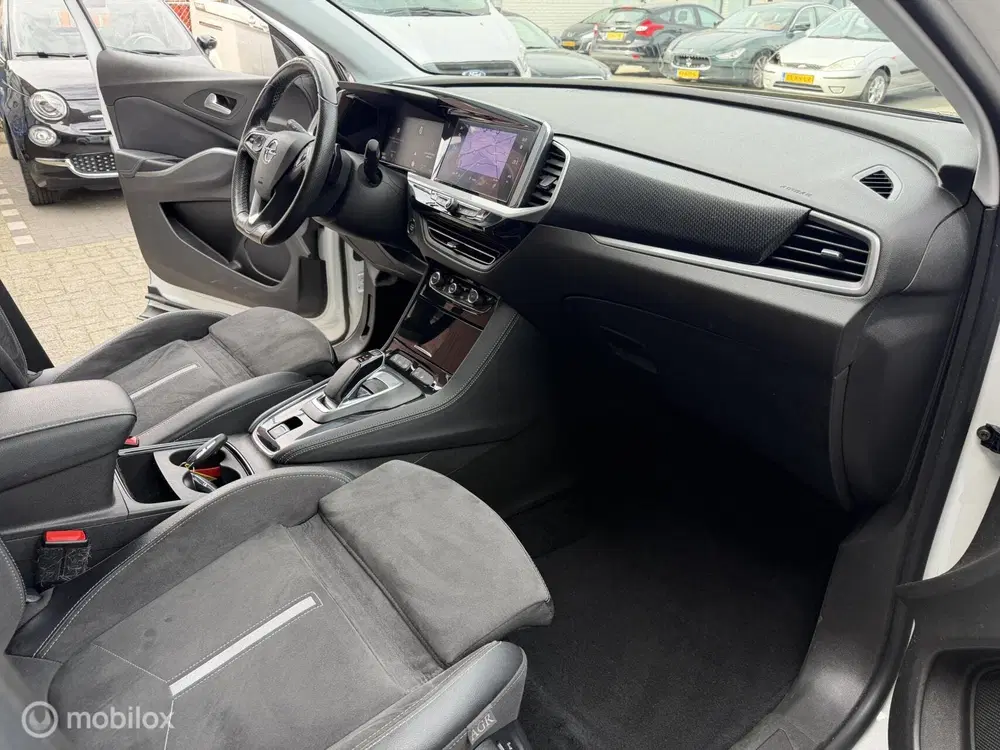 Opel Grandland 1.6 Turbo Plug-In Hybrid 4x4 GSe 300PK uit 2022, foto 10