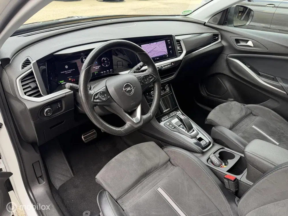 Opel Grandland 1.6 Turbo Plug-In Hybrid 4x4 GSe 300PK uit 2022, foto 7