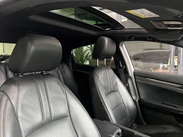 Honda Civic 1.0 i-VTEC Executive pano-leder-camera-key uit 2019, foto 11