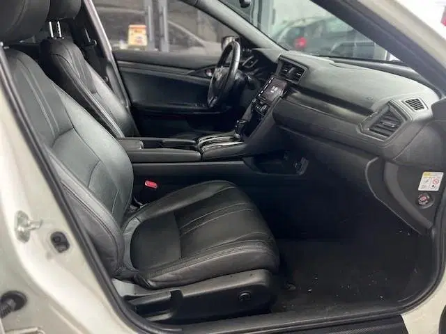 Honda Civic 1.0 i-VTEC Executive pano-leder-camera-key uit 2019, foto 12