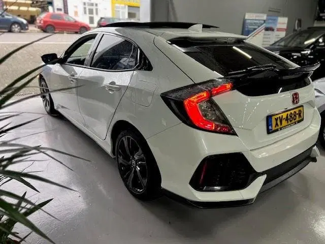 Honda Civic 1.0 i-VTEC Executive pano-leder-camera-key uit 2019, foto 5