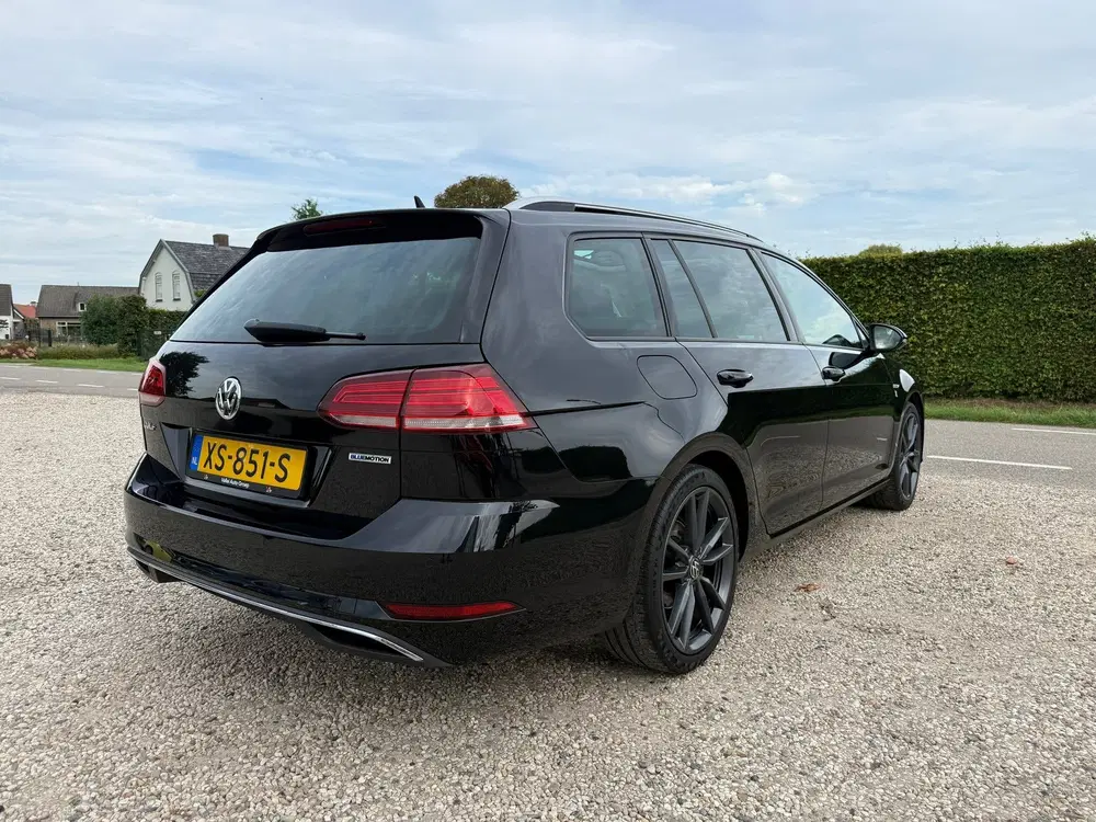 Volkswagen Golf 1.5 TSI Comfortline Business Virtual uit 2019, foto 3