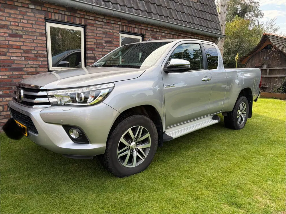 Toyota Hilux marge 2.4 D-4d-f 4WD 150PK 2019 uit 2019