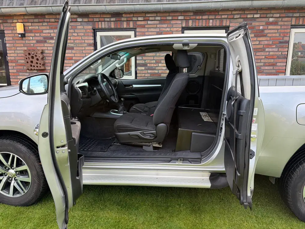 Toyota Hilux marge 2.4 D-4d-f 4WD 150PK 2019 uit 2019, foto 11