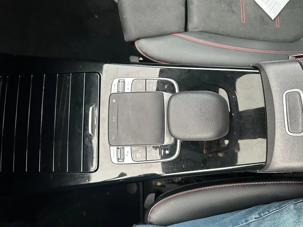 Mercedes-Benz A-Klasse 200 Business Solution AMG-PANORAMADAK uit 2020, foto 5
