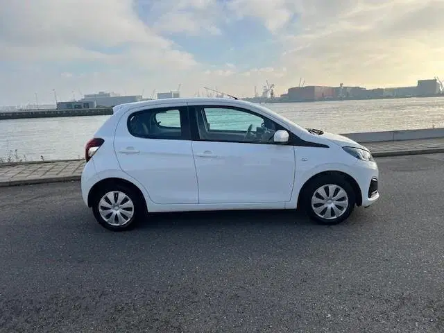 Peugeot 108 1.0 e-VTi Active uit 2021, foto 11
