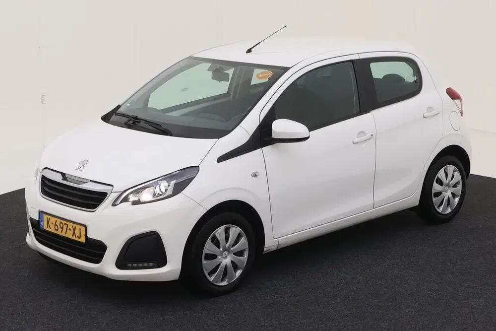 Peugeot 108 1.0 e-VTi Active uit 2021, foto 5
