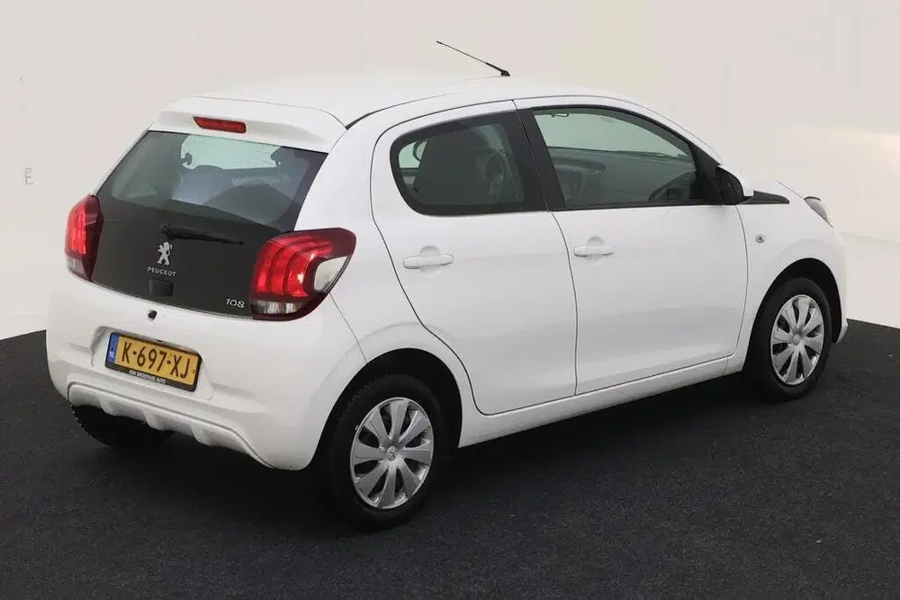 Peugeot 108 1.0 e-VTi Active uit 2021, foto 8