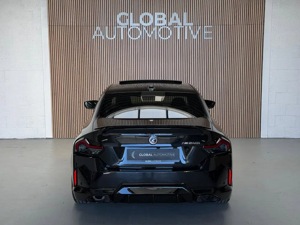 BMW 2-serie 2-serie Coupé M240i xDrive uit 2023, foto 4