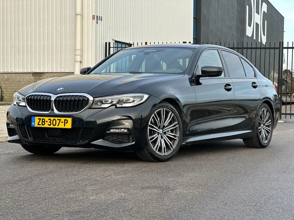 BMW 3-serie 330i Executive Edition uit 2019