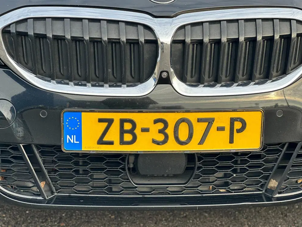BMW 3-serie 330i Executive Edition uit 2019, foto 14