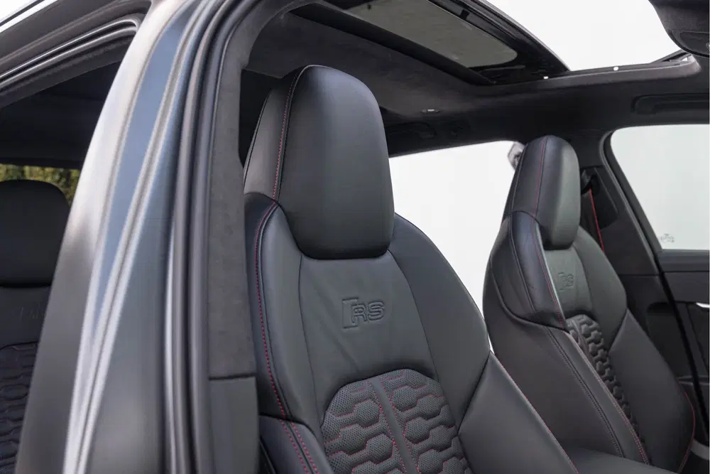 Audi RS6 4.0 TFSI Quattro Keramisch Dynamic+ Vossen uit 2021, foto 13