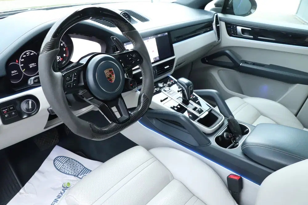 Porsche Cayenne Cayenne Coupé 3.0 E-Hybrid uit 2020, foto 3
