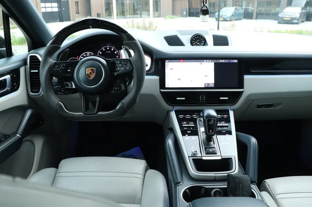 Porsche Cayenne Cayenne Coupé 3.0 E-Hybrid uit 2020, foto 8