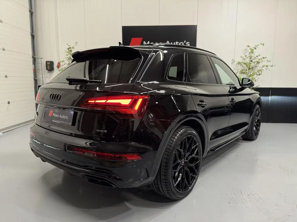 Audi Q5 55 TFSI e quattro Competition uit 2021, foto 3