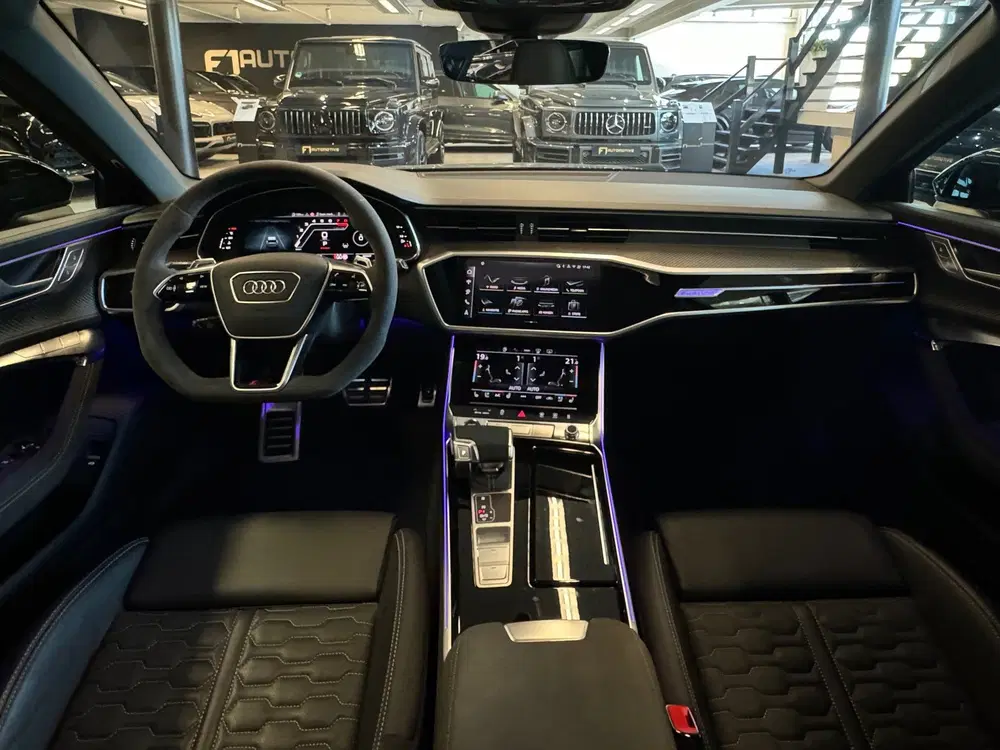 Audi RS6 TFSI quattro Performance 630PK Pano uit 2025, foto 4