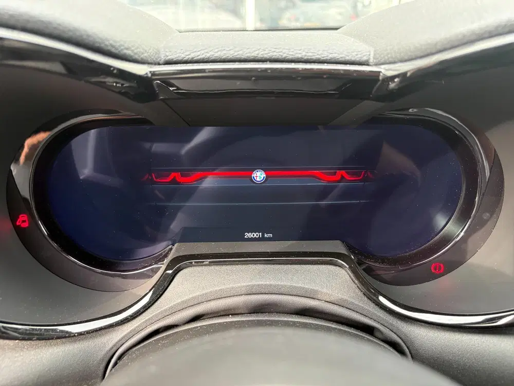 Alfa Romeo Tonale 1.5T Hybrid Ti uit 2025, foto 15