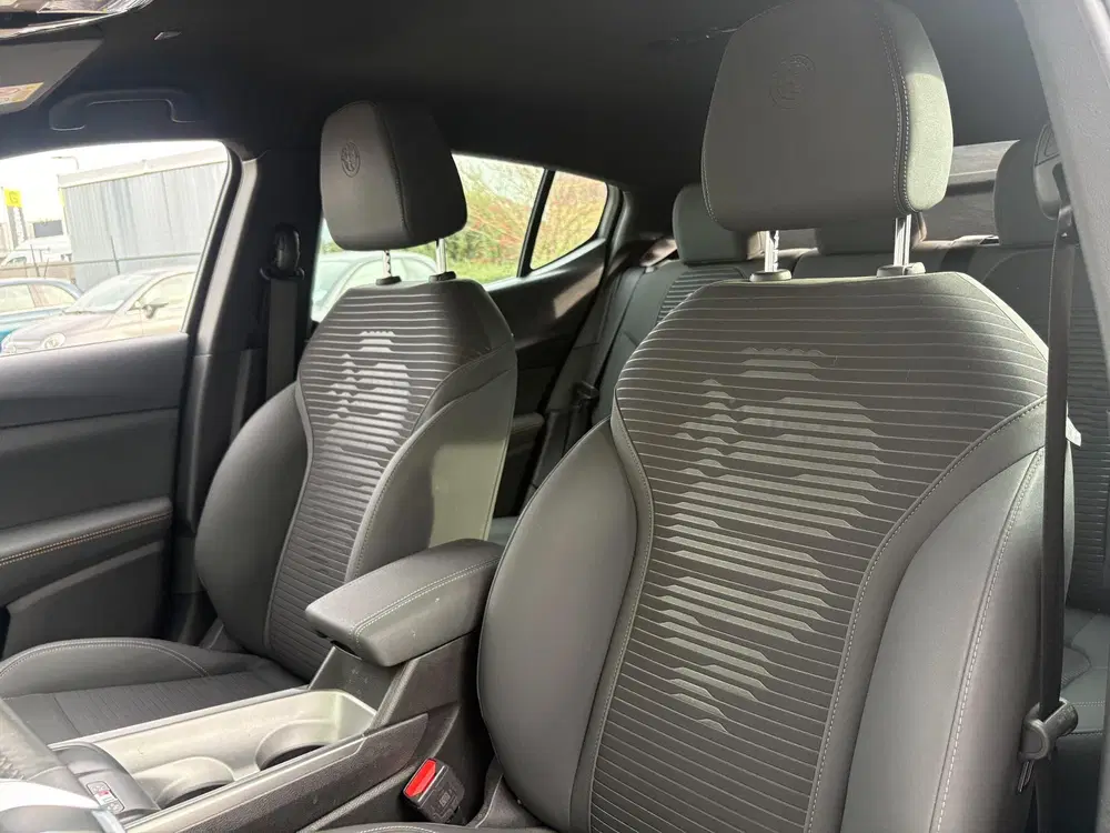 Alfa Romeo Tonale 1.5T Hybrid Ti uit 2025, foto 6