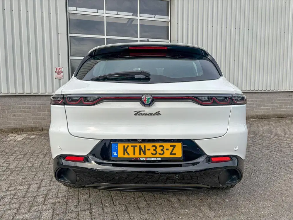 Alfa Romeo Tonale 1.5T Hybrid Ti uit 2025, foto 8
