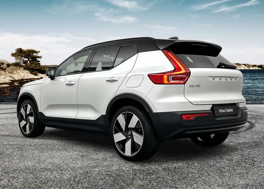 Volvo EX40 Twin Motor 409PK Plus 82Kwh uit 2025, foto 4