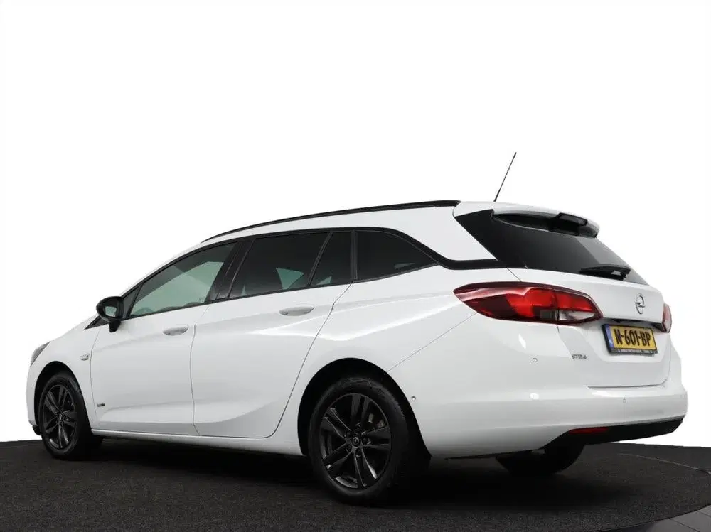 Opel Astra 1.2 TURBO DESIGN & TECH 110PK ECC uit 2021, foto 10