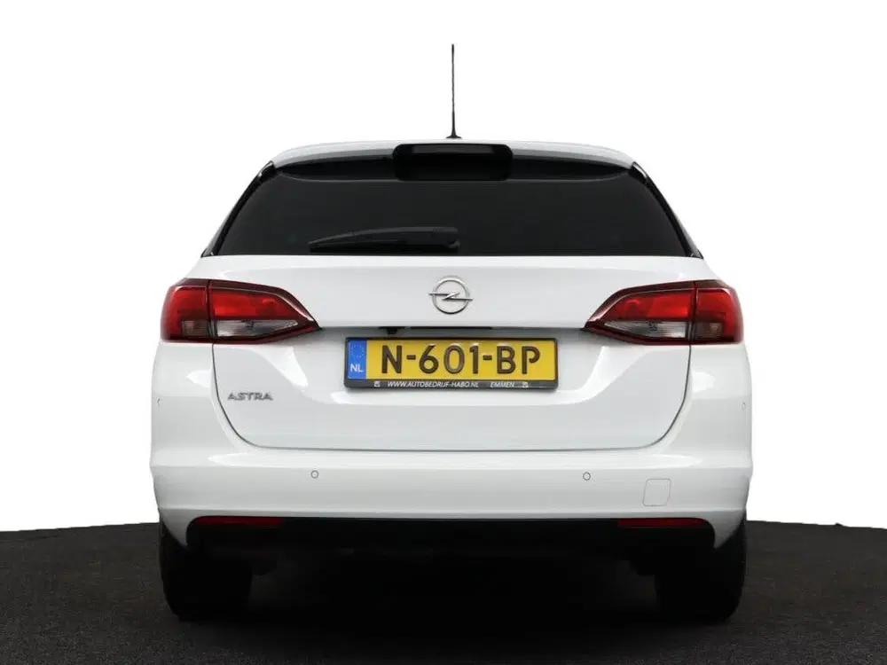 Opel Astra 1.2 TURBO DESIGN & TECH 110PK ECC uit 2021, foto 11