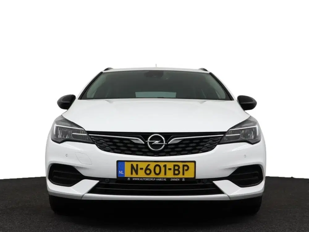 Opel Astra 1.2 TURBO DESIGN & TECH 110PK ECC uit 2021, foto 3