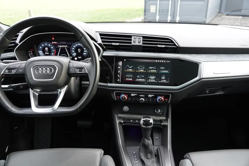 Audi Q3 40 TFSI Quattro S-Line PANO STANDKACHEL CA uit 2019, foto 15
