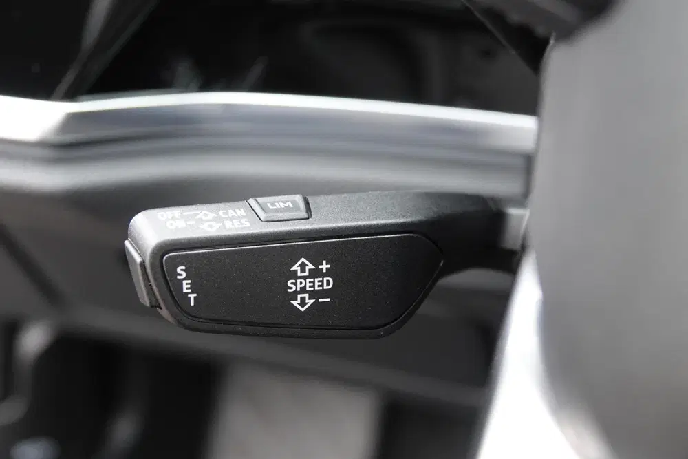 Audi Q3 40 TFSI Quattro S-Line PANO STANDKACHEL CA uit 2019, foto 8