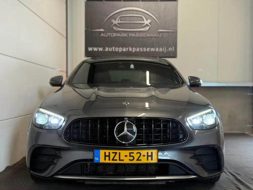 Mercedes-Benz E-Klasse AMG 53 4MATIC+ Pano uit 2020, foto 2