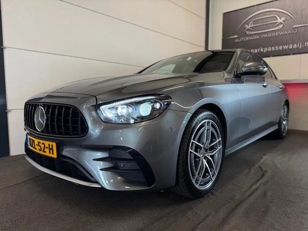 Mercedes-Benz E-Klasse AMG 53 4MATIC+ Pano uit 2020, foto 3