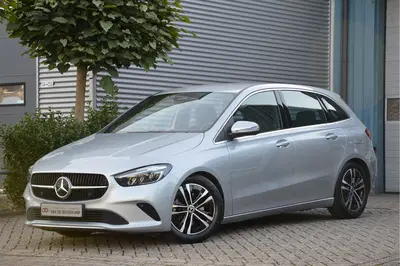 Mercedes-Benz B-Klasse 180 Business Line AUTOMAAT uit 2024