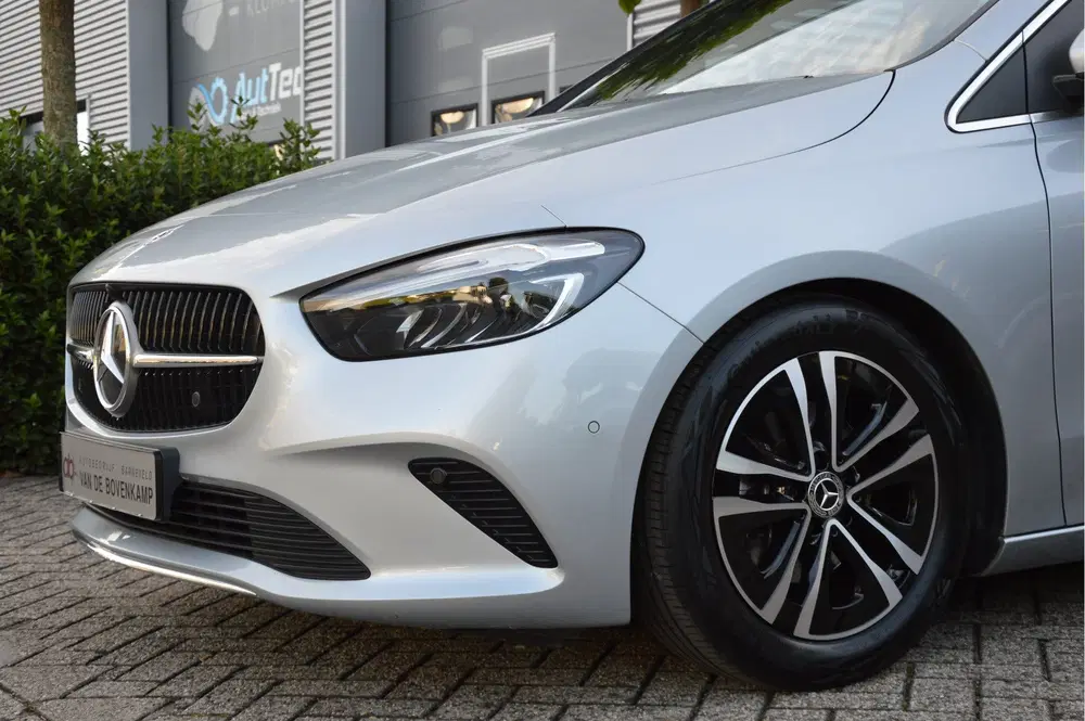 Mercedes-Benz B-Klasse 180 Business Line AUTOMAAT uit 2024, foto 6