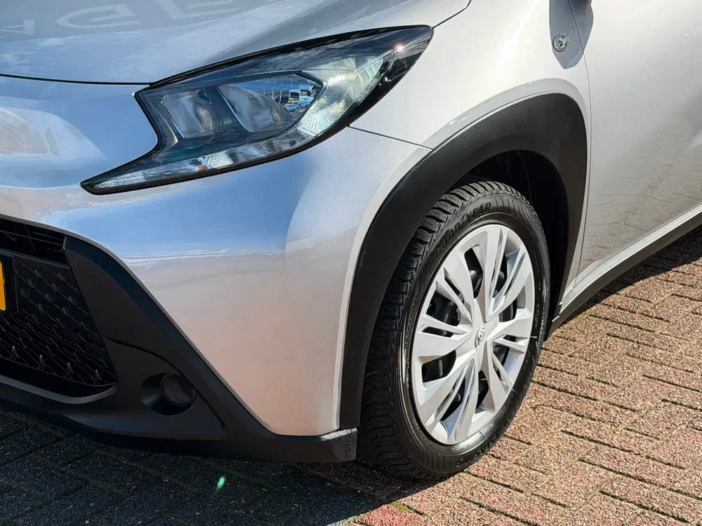 Toyota Aygo X 1.0 VVT-i S-CVT Play AUT uit 2023, foto 4