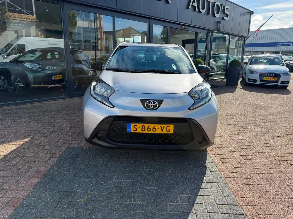 Toyota Aygo X 1.0 VVT-i S-CVT Play AUT uit 2023, foto 5