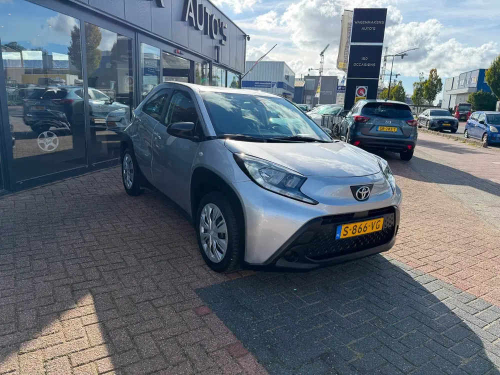 Toyota Aygo X 1.0 VVT-i S-CVT Play AUT uit 2023, foto 6