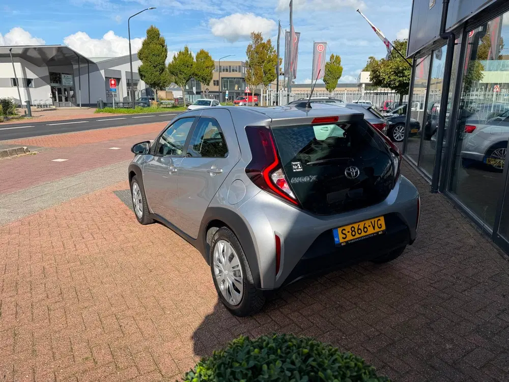 Toyota Aygo X 1.0 VVT-i S-CVT Play AUT uit 2023, foto 7