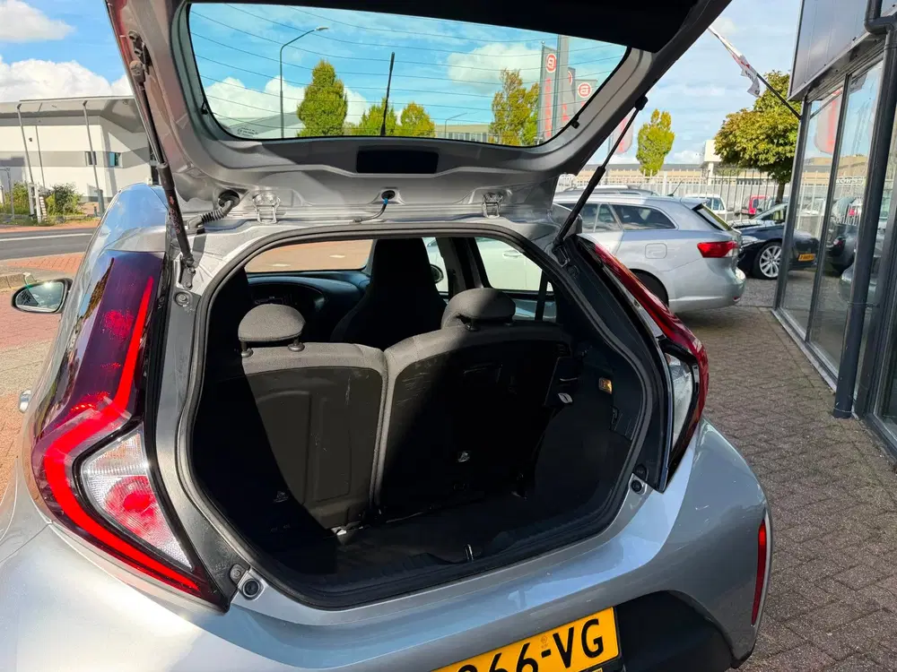 Toyota Aygo X 1.0 VVT-i S-CVT Play AUT uit 2023, foto 9