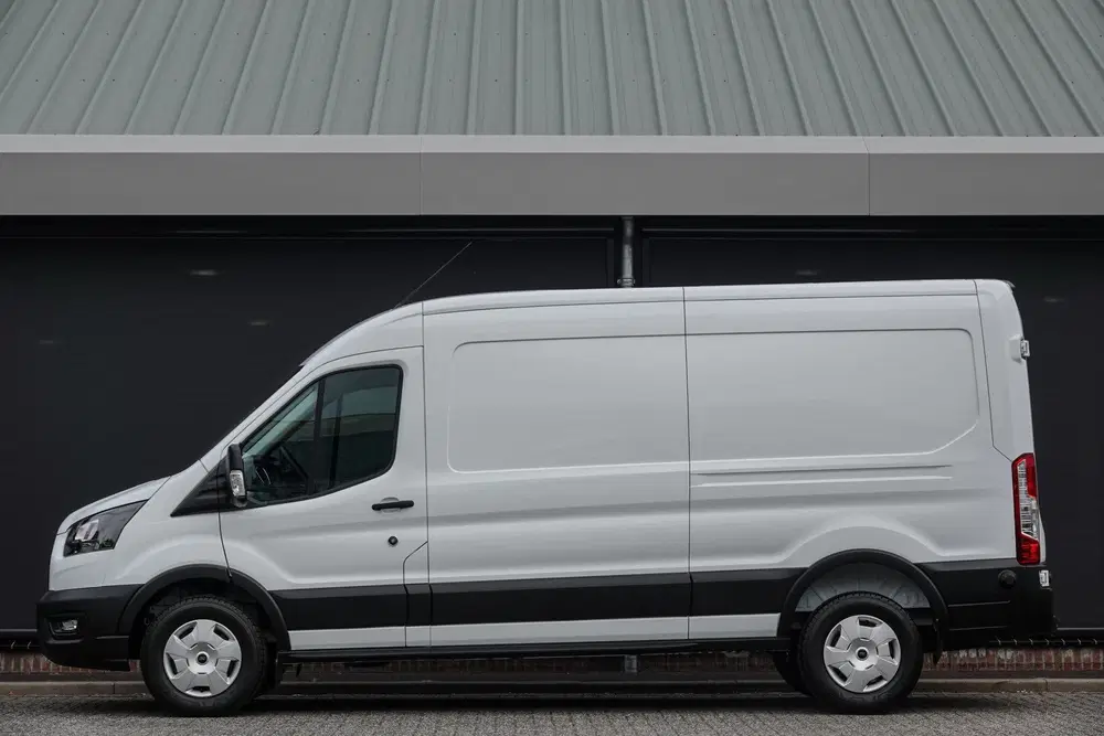 Ford Transit L3H2 2.0Tdci 130Pk uit 2024, foto 4