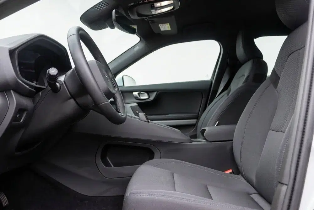 Polestar 2 Long Range Single Motor 82kWh 94 uit 2024, foto 12