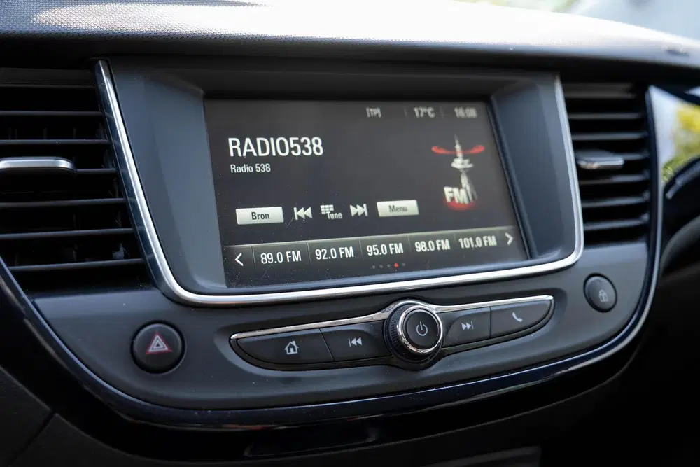 Opel Crossland 1.2 120 Jaar Edition uit 2019, foto 15