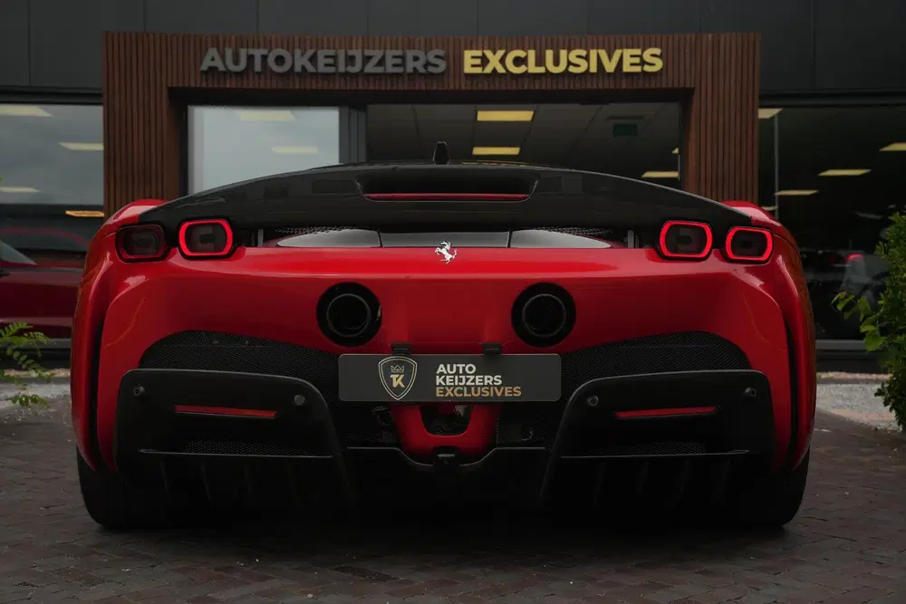 Ferrari SF90 Stradale 4.0 V8 Assetto Fiorano Fiorano Pack Ca uit 2022, foto 8