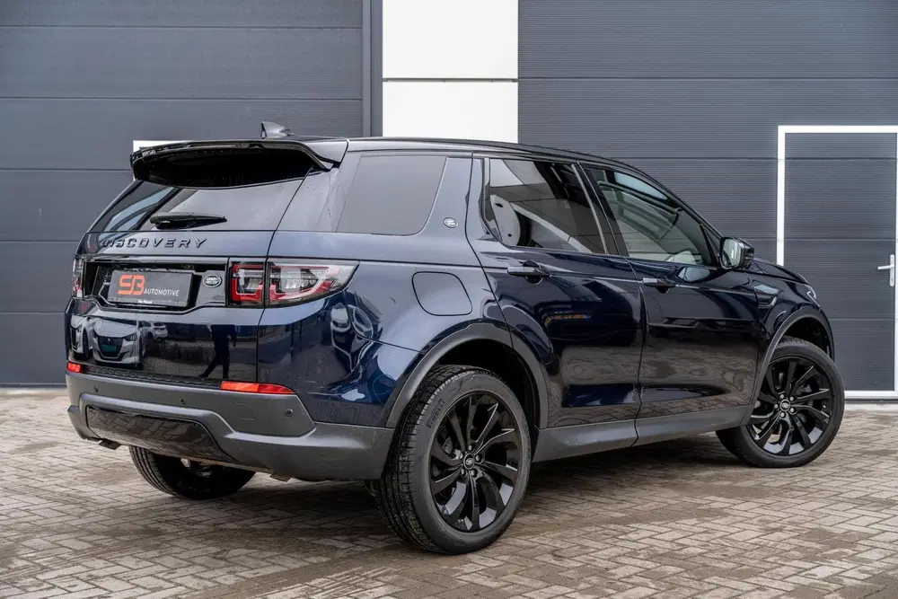 Land Rover Discovery Sport P300e 1.5 R-Dynamic HSE PANO VOL uit 2020, foto 2